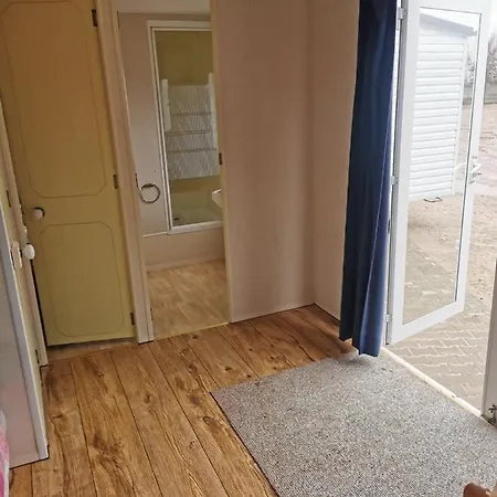 Keja Chlapowo Lodge *