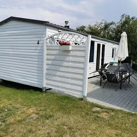 Keja Chlapowo Lodge *