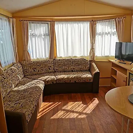 Keja Chlapowo Lodge *